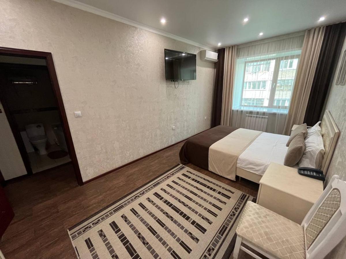 Altyn Adam Hotel เปโตรปาฟลอฟส์ค ภายนอก รูปภาพ