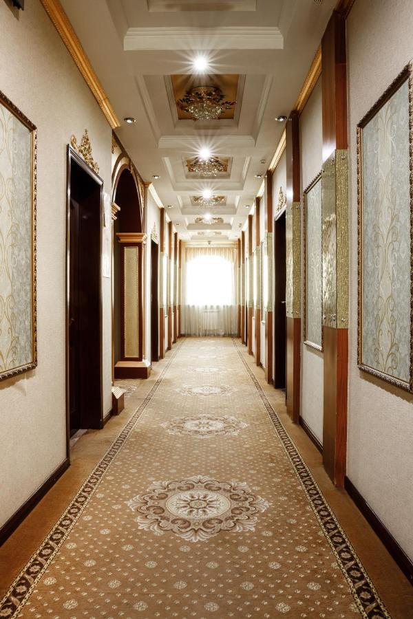 Altyn Adam Hotel เปโตรปาฟลอฟส์ค ภายนอก รูปภาพ